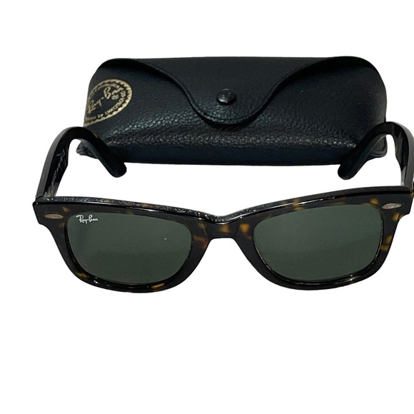 Ray-Ban Man Sunglasses - Picture 1 of 8